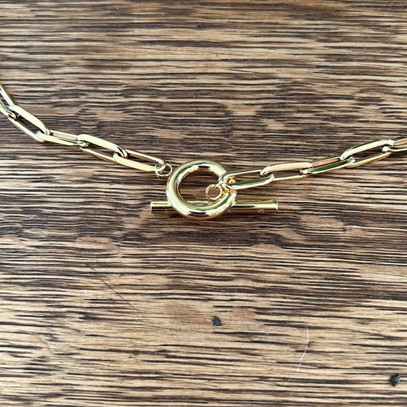 MVMT WOMENS GOLD CHAIN - Picture 3 of 3